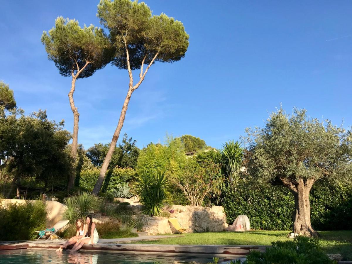 Villa L'Ensoleillee Roquefort-les-Pins Exterior foto